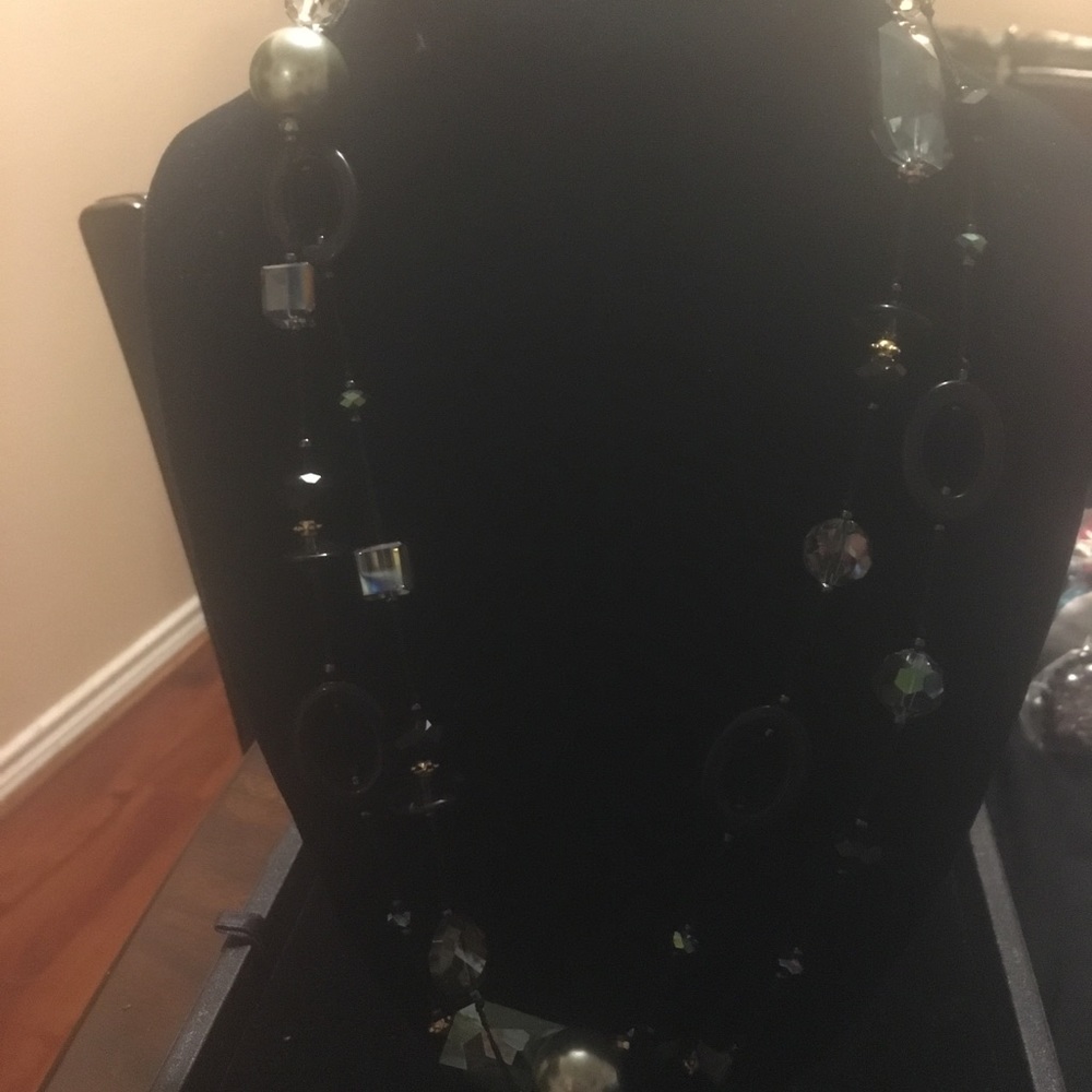 Necklace - Picture 2 of 3